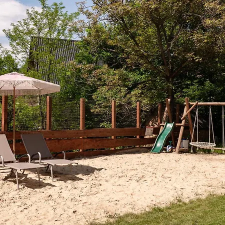 Polana Słowikowa 5 Star- W Górach Z Jacuzzi, Sauna,basen,ogród Z Lasem, Kominek I Narty Chalé